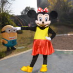 Dee's Mascots